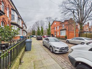 Photo 25- click for photo gallery